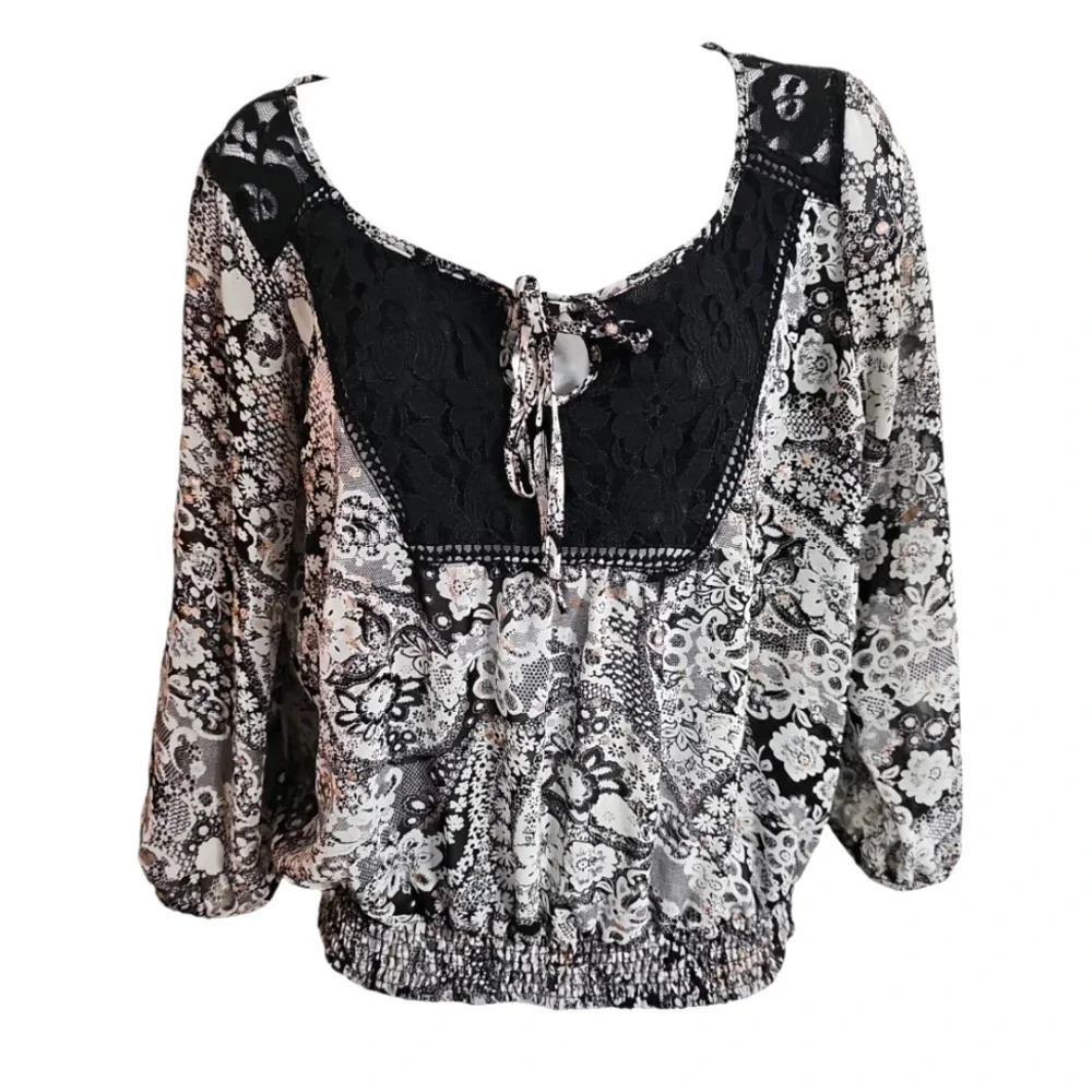 American Rag Boho Paisley Lace Blouse Womens Medium Whimsigoth Smocked Top - Picture 2 of 7